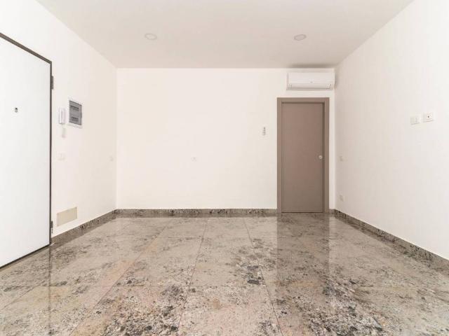 Appartamento in vendita a Municipio 9, Milano