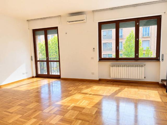 Appartamento in vendita a Cerchia dei Navigli, Milano