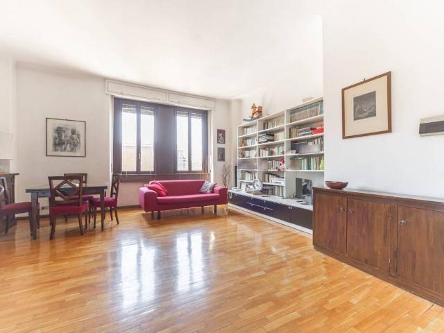 Appartamento in vendita a Municipio 9, Milano