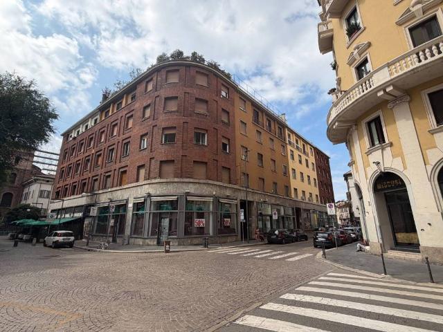 Appartamento in vendita a Municipio 1, Milano