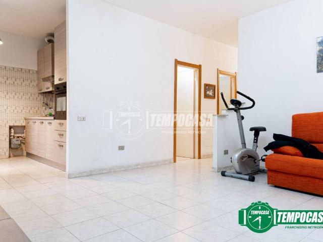 Appartamento in vendita a Municipio 8 di Milano, Milano