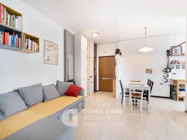 Appartamento in vendita a Municipio 9, Milano