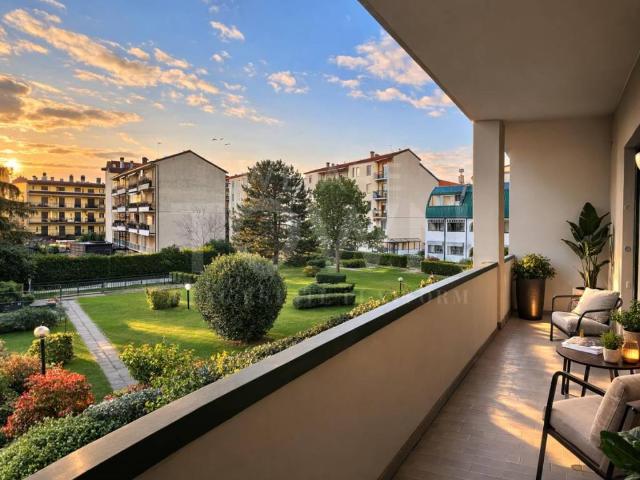 Appartamento in vendita a Municipio 8 di Milano, Milano