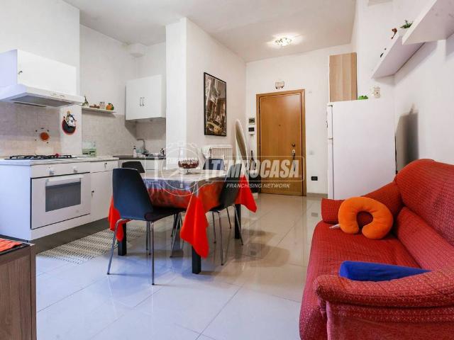 Appartamento in vendita a Vialba, Milano