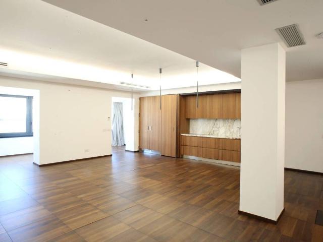 Appartamento in vendita a Municipio 1, Milano
