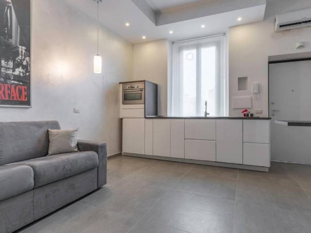 Appartamento in vendita a Municipio 8 di Milano, Milano