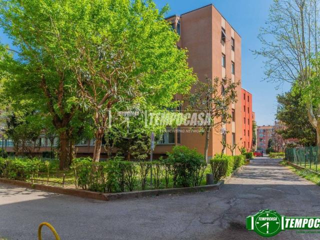 Appartamento in vendita a Municipio 8 di Milano, Milano