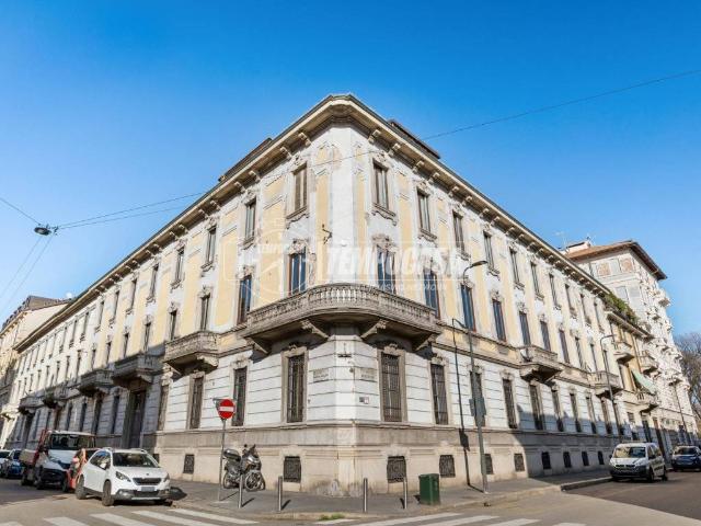Appartamento in vendita a Municipio 4, Milano