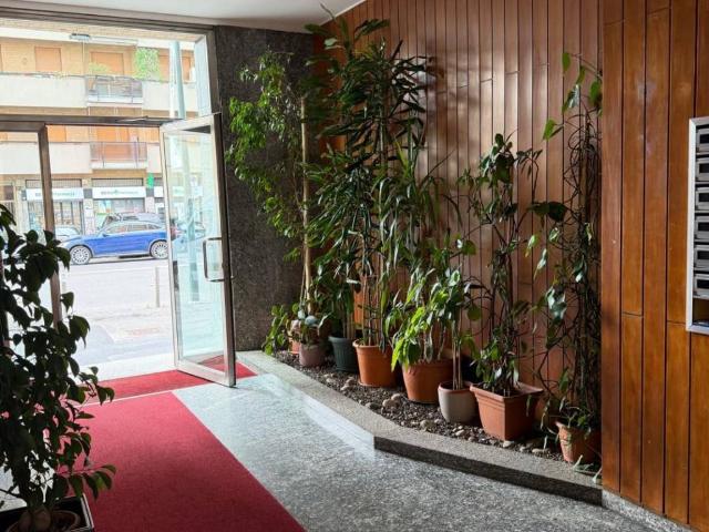 Appartamento in vendita a Barona, Milano