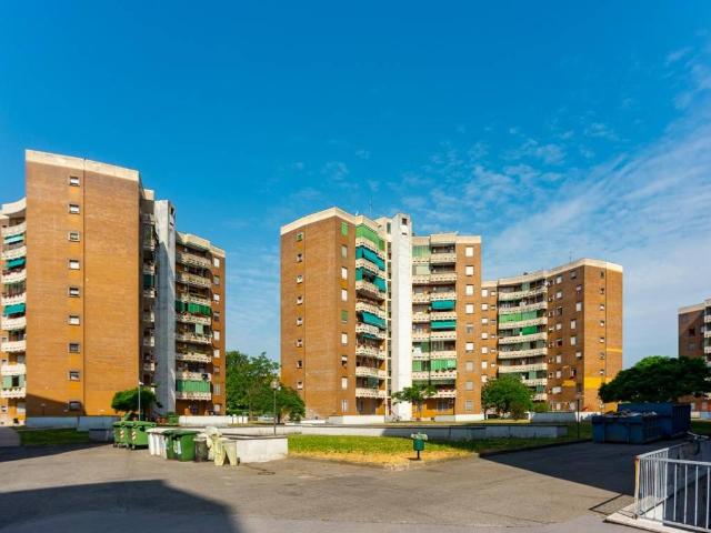 Appartamento in vendita a Municipio 4, Milano