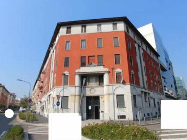 Appartamento in vendita a Municipio 4, Milano