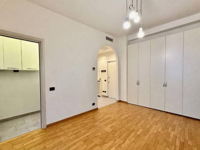 Appartamento in vendita a Municipio 3, Milano