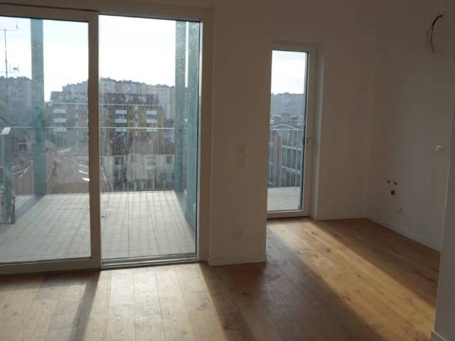 Appartamento in vendita a Municipio 7, Milano