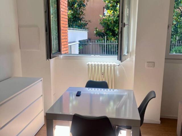 Appartamento in vendita a Municipio 8 di Milano, Milano