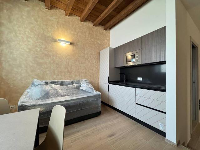 Appartamento in vendita a Municipio 1, Milano