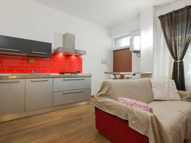 Appartamento in vendita a Municipio 9, Milano