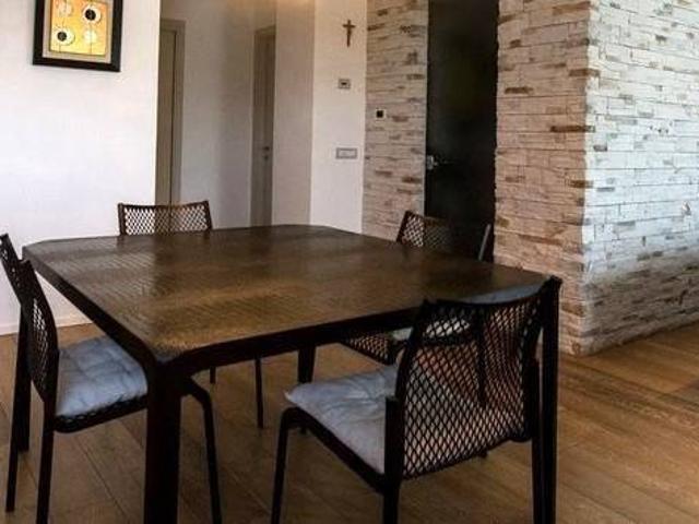 Appartamento in vendita a Municipio 9, Milano