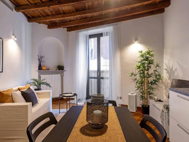 Appartamento in vendita a Barona, Milano