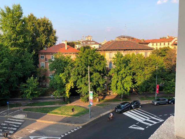 Appartamento in vendita a Municipio 8 di Milano, Milano