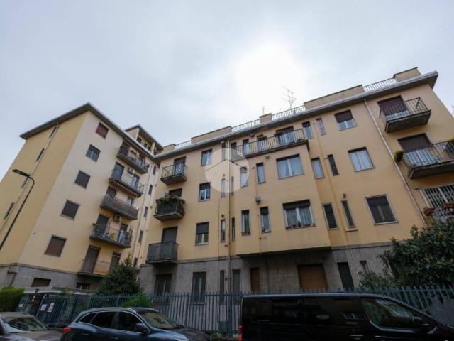 Appartamento in vendita a Municipio 7, Milano