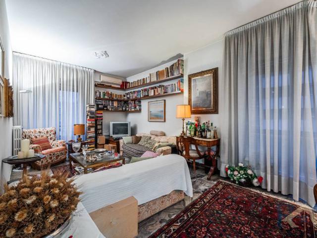 Appartamento in vendita a Ripamonti, Milano