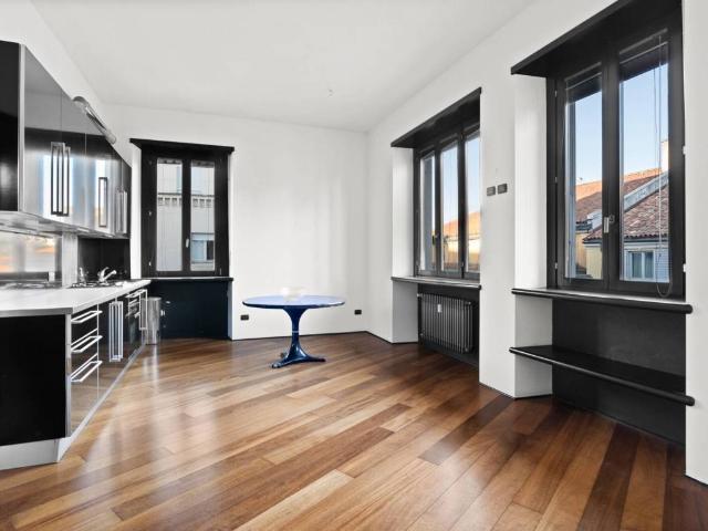 Appartamento in vendita a Municipio 1, Milano