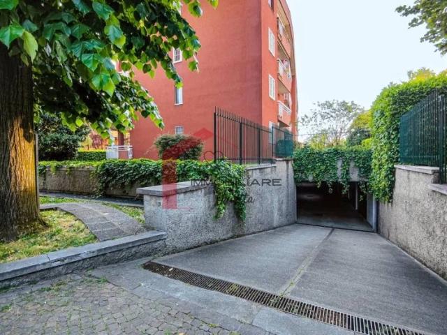 Appartamento in vendita a Municipio 8 di Milano, Milano