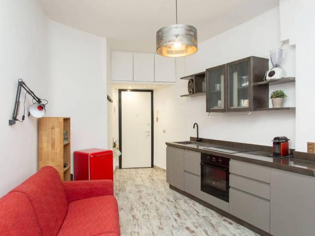 Appartamento in vendita a Municipio 9, Milano