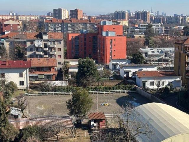 Appartamento in vendita a Municipio 8 di Milano, Milano