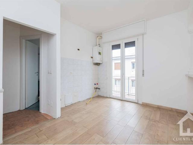 Appartamento in vendita a Municipio 8 di Milano, Milano