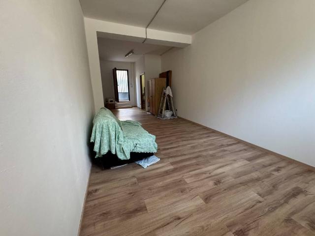 Appartamento in vendita a Municipio 9, Milano