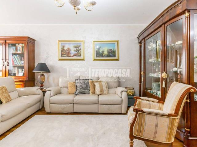 Appartamento in vendita a Municipio 9, Milano