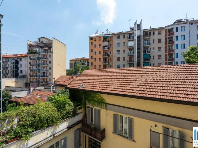 Appartamento in vendita a Municipio 4, Milano