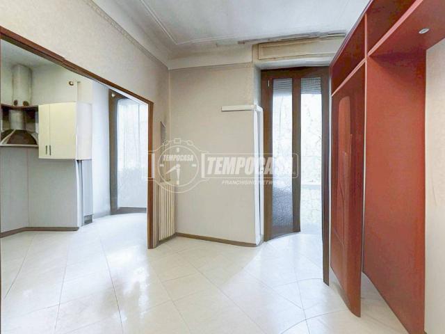 Appartamento in vendita a Municipio 8 di Milano, Milano