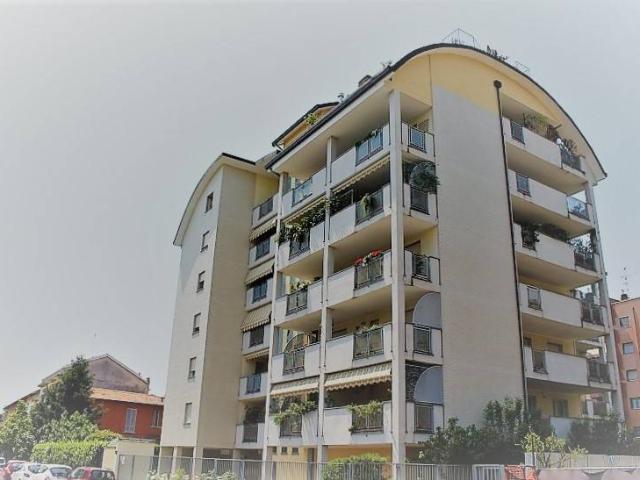 Appartamento in vendita a Municipio 8 di Milano, Milano
