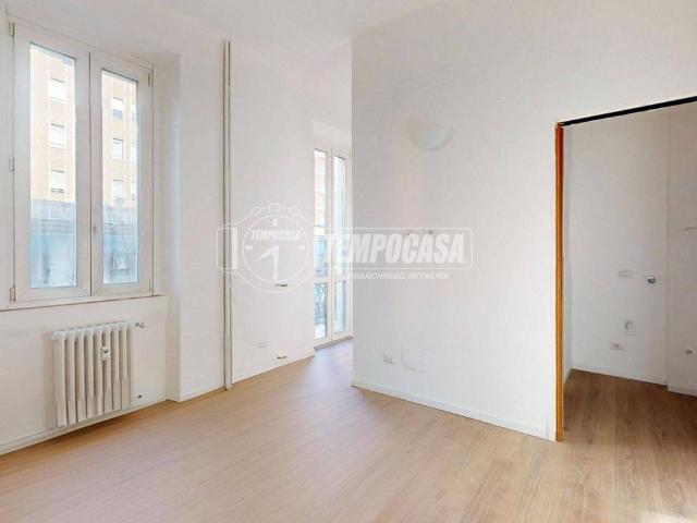Appartamento in vendita a Municipio 8 di Milano, Milano