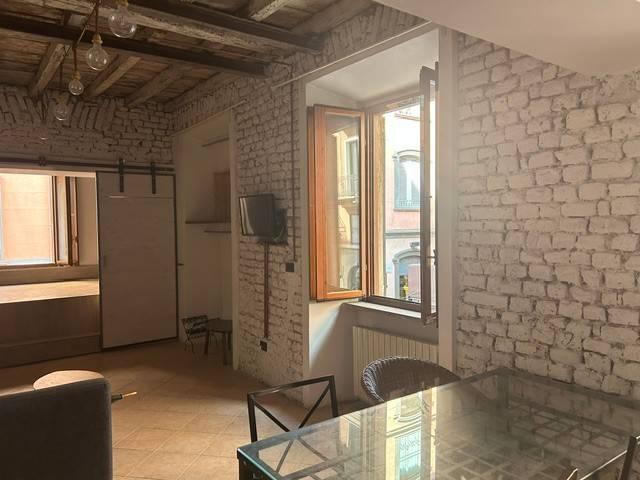 Appartamento in vendita a Cerchia dei Navigli, Milano