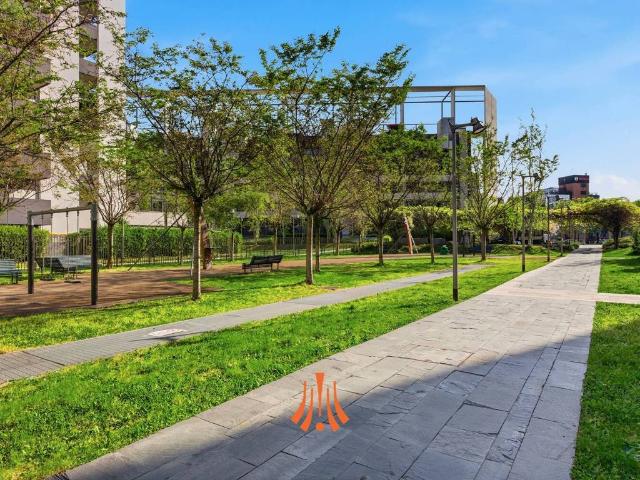 Appartamento in vendita a Municipio 8 di Milano, Milano