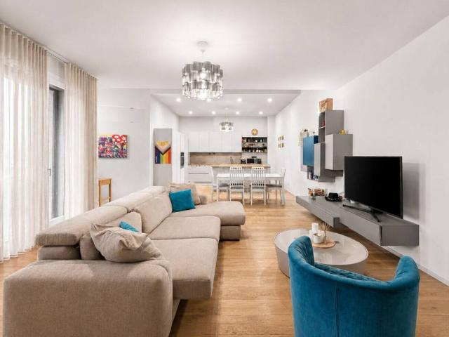 Appartamento in vendita a Cerchia dei Navigli, Milano
