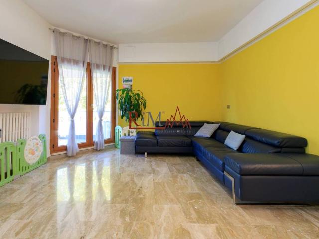 Appartamento in vendita a Municipio 7, Milano