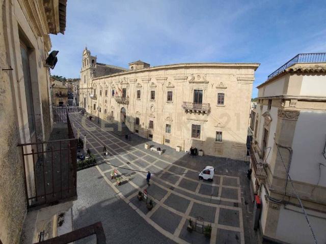 Appartamento in vendita a Militello In Val Di Catania, Catania