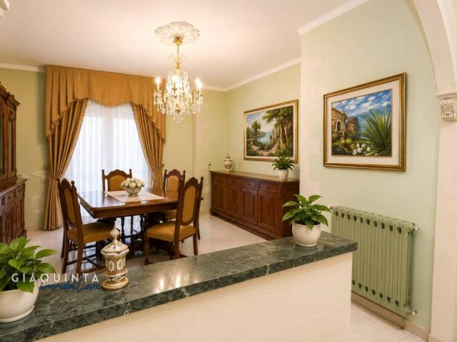 Appartamento in vendita a Militello In Val Di Catania, Sicilia