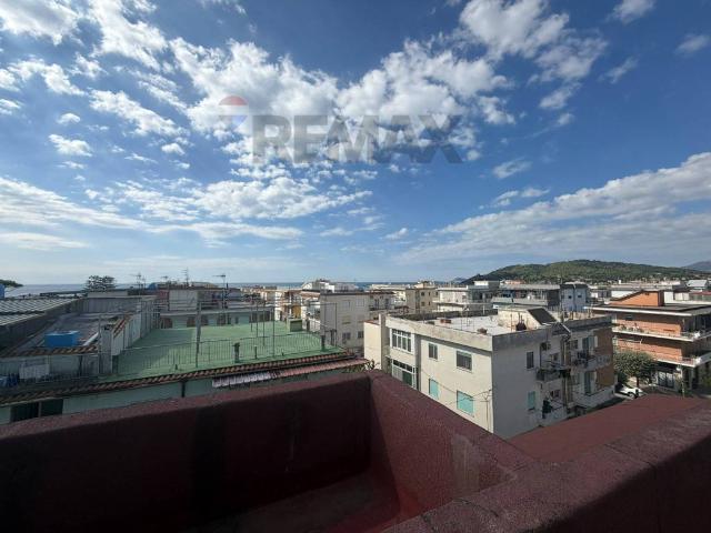 Appartamento in vendita a Scauri, Minturno