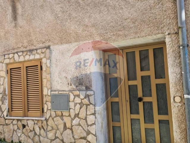 Appartamento in vendita a Minturno, Lazio