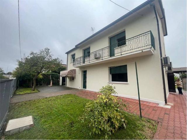 Villa Indipendente in vendita a Borbiago, Mira