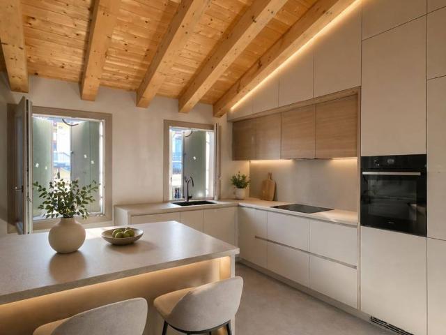 Appartamento in vendita a Mira, Veneto