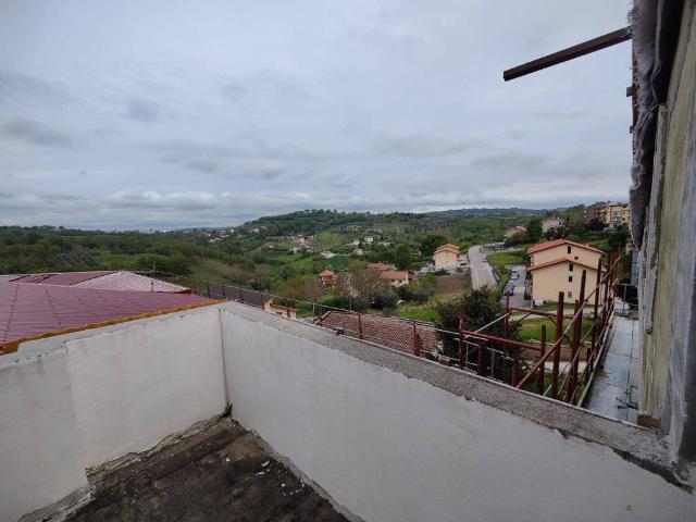 Appartamento in vendita a Mirabella Eclano, Campania