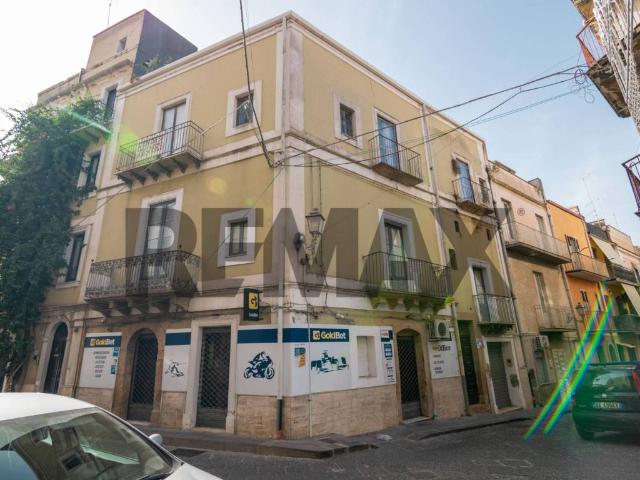 Villa Indipendente in vendita a Mirabella Imbaccari, Catania