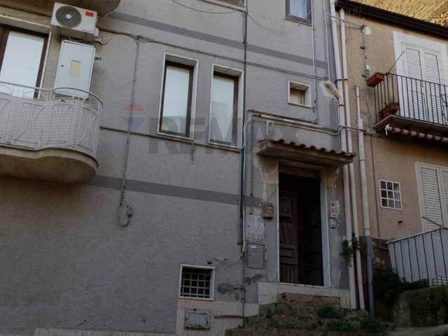 Appartamento in vendita a Mirabella Imbaccari, Sicilia