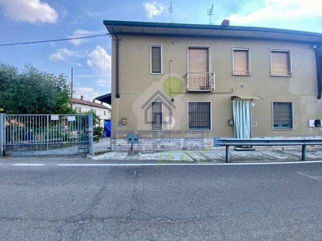 Appartamento in vendita a Miradolo Terme, Lombardia
